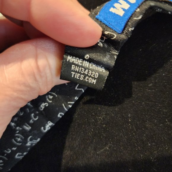 Bow Tie by Wild Ties - Math Equation motif - Picture 5 of 7